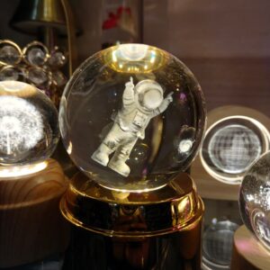Astronaut Rotating Lamp